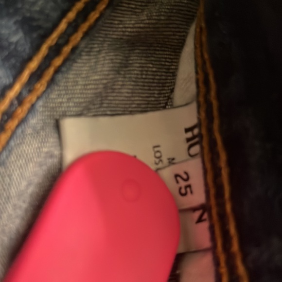 Hudson Jeans - Picture 7 of 8
